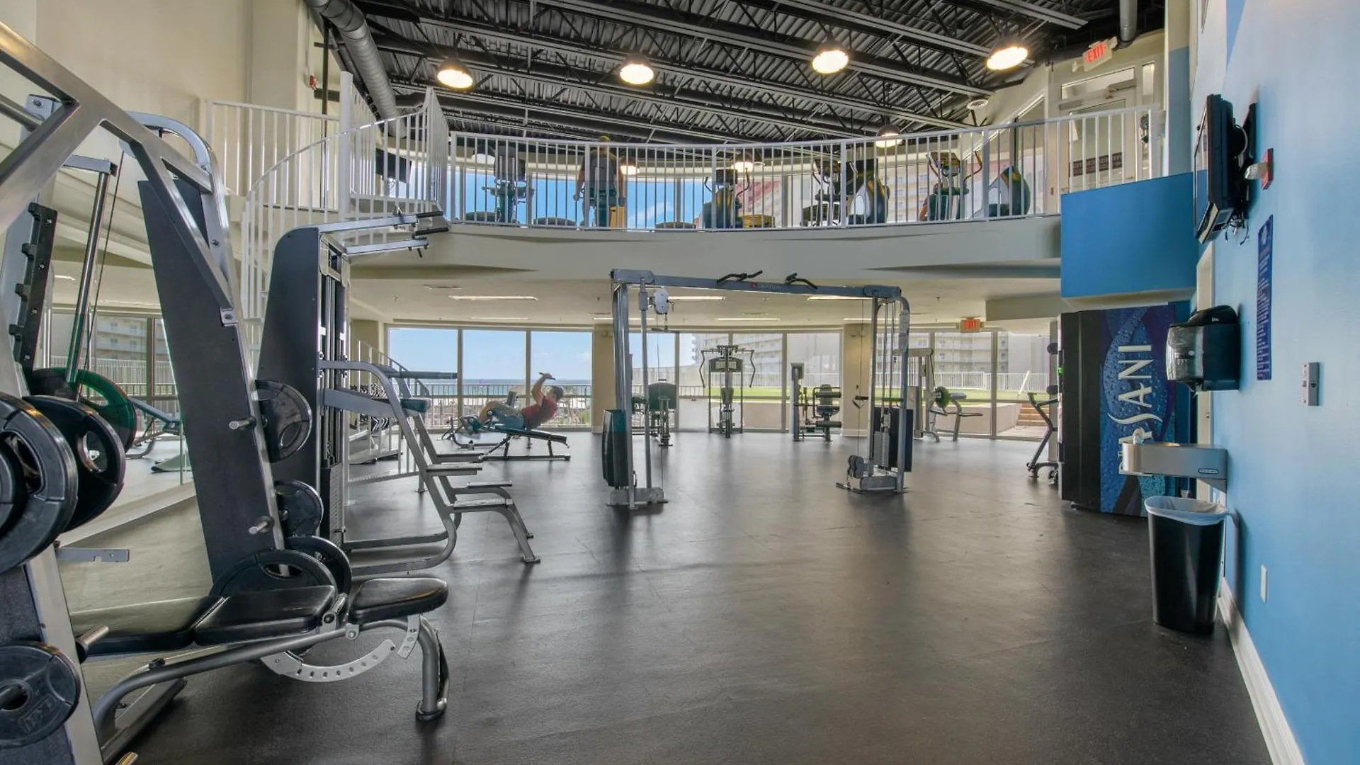 Stunning Gulf View Condo - Direct Beach Access - Stunning Sunsets Панама-Сити